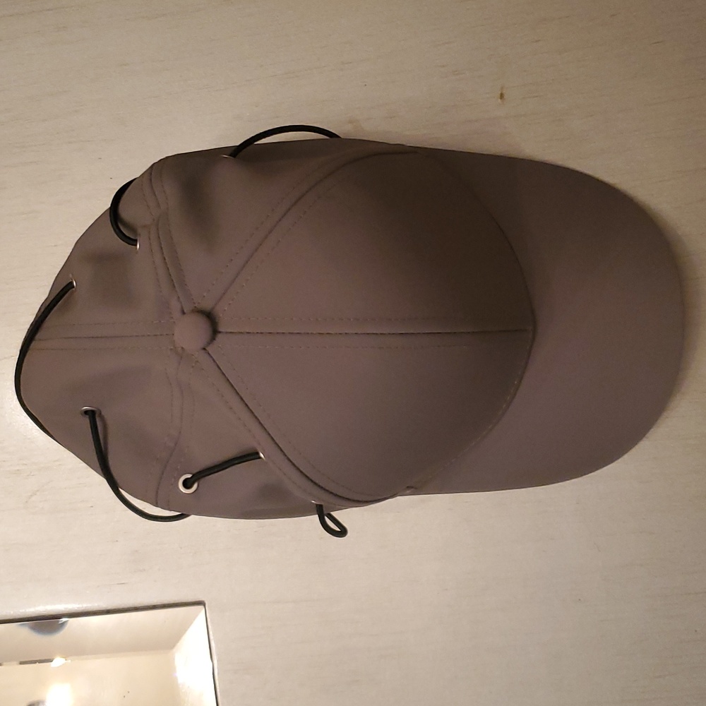 Heliot Emil Hat